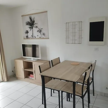 Avec Piscine דירה Saint-Geniez-dʼOlt