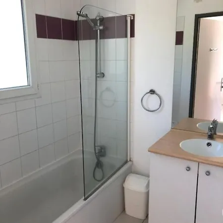 Avec Piscine Appartamento *