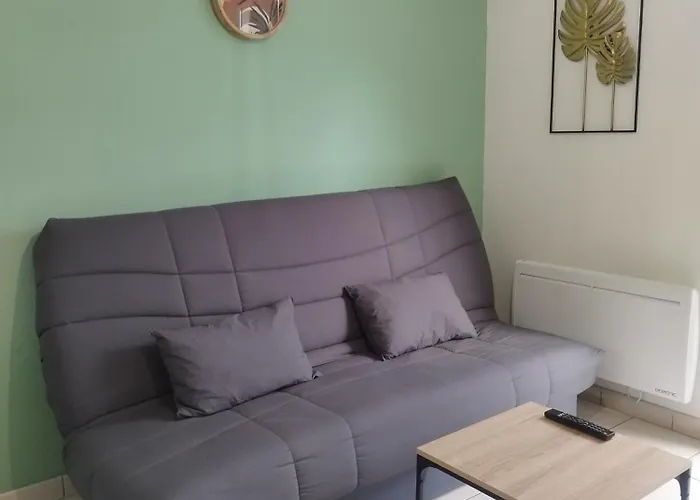 Διαμέρισμα Avec Piscine Saint-Geniez-dʼOlt