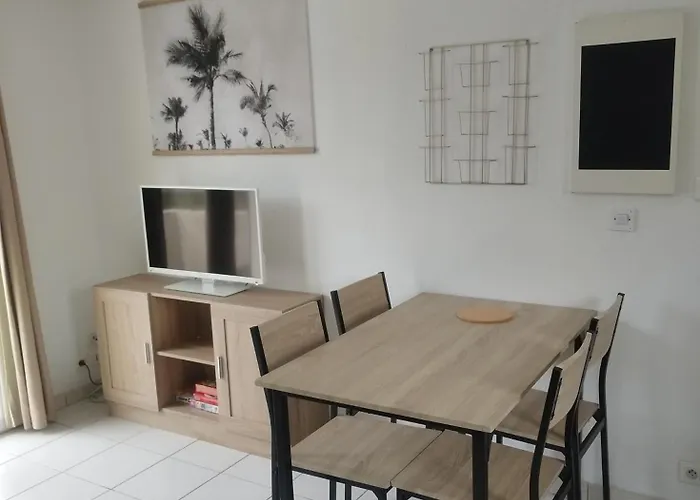 Avec Piscine Διαμέρισμα Saint-Geniez-dʼOlt